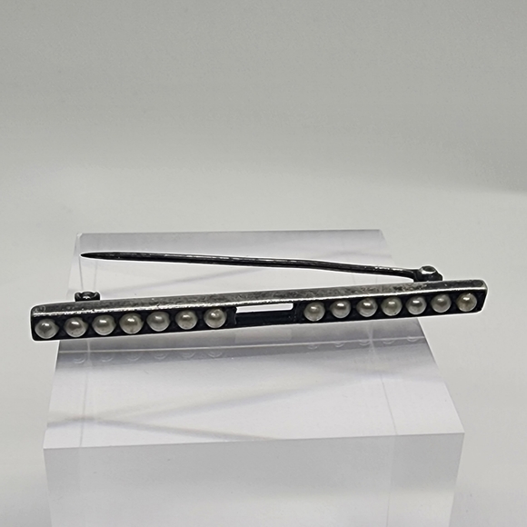 Sterling Sliver Seed Pearl Brooch Signed By C&H Co - Picture 11 of 15